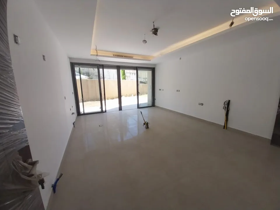 شقة غير مفروشة للبيع في دابوق ( Property ID : 38592 )