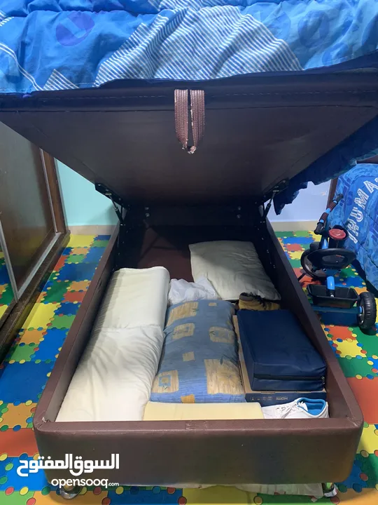 سرير - تخت مع صندوق
