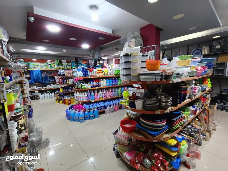 محل تجاري للبيع لعدم التفرغ،،
