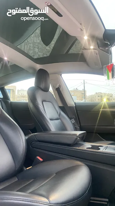 Tesla model 3 2022 standard plus/7 جيد / اتوسكور A/ عداد قليل كاش وبالاقساط