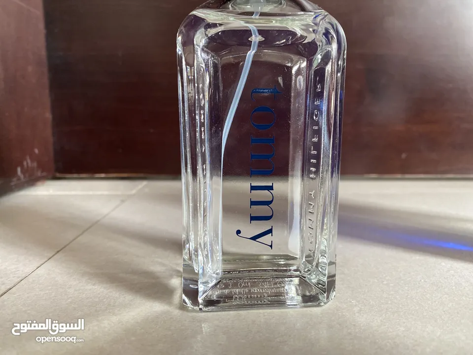 3 عطور مستخدمين بحالة قليلة