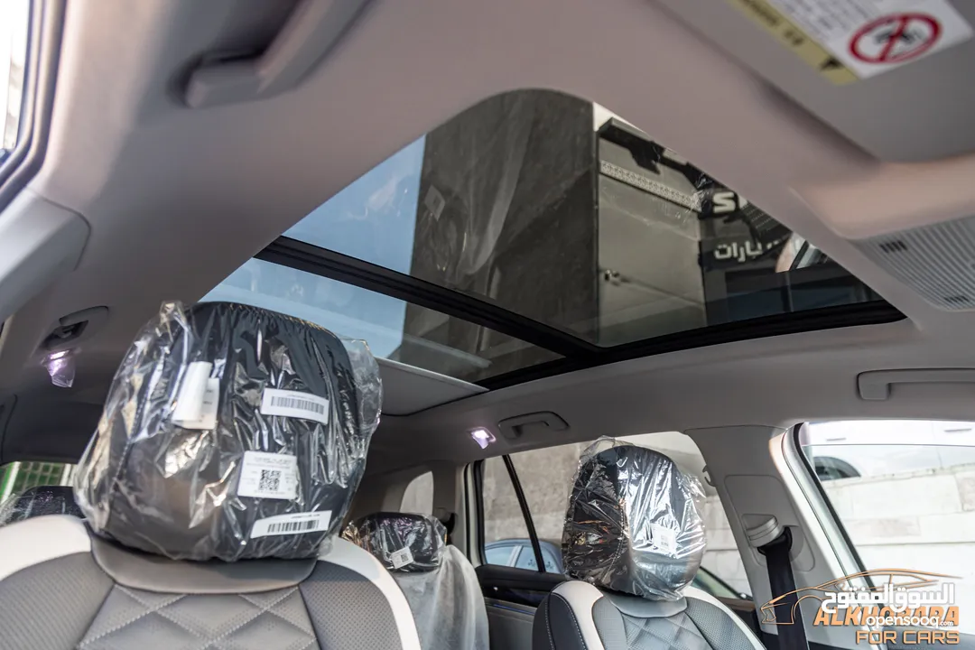 Volkswagen ID6 Crozz Pro 2024 Piano black