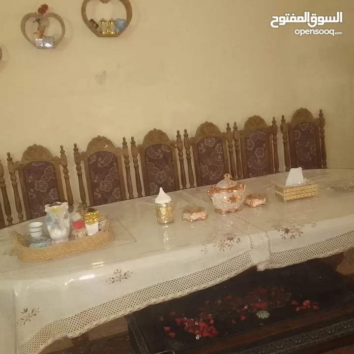 طقم كورنر وطاولة سفرة
