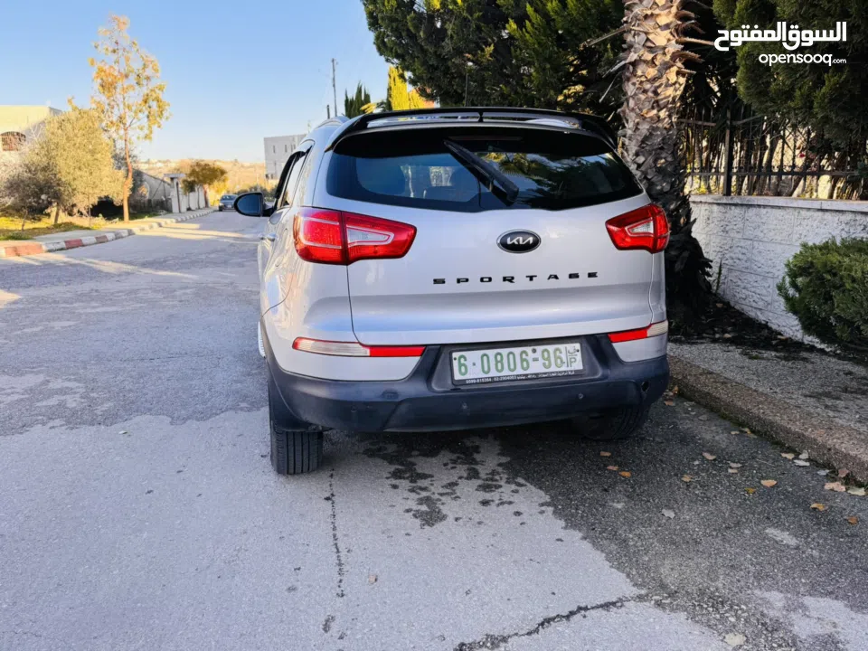 كيا سبورتاج 2012 اتومتيك  ترخيص تئمين شامل لشهر 8 ديزل مطور 2000 فحص الف الف ولا جرام بويه