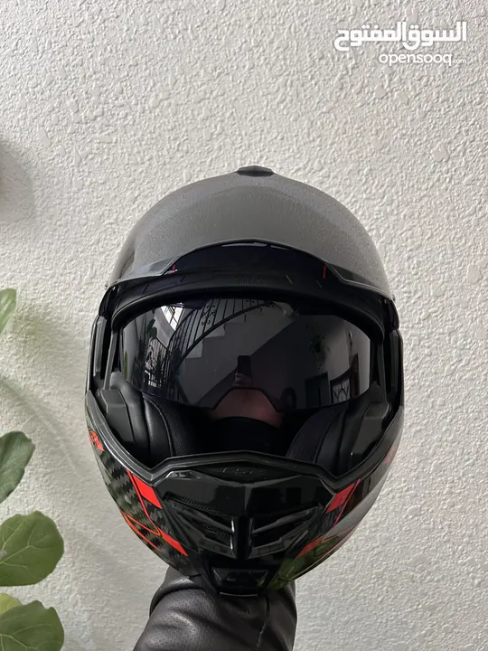 خوذة دراجة كاربون فايبر   Modular motorcycle full carbon fiber LS2 helmet