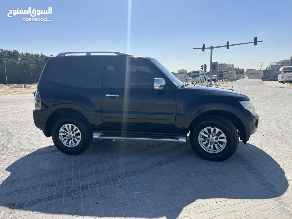 باجيرو باب واحد حالة ممتازة Mitsubishi pajero 2011 coupe v6