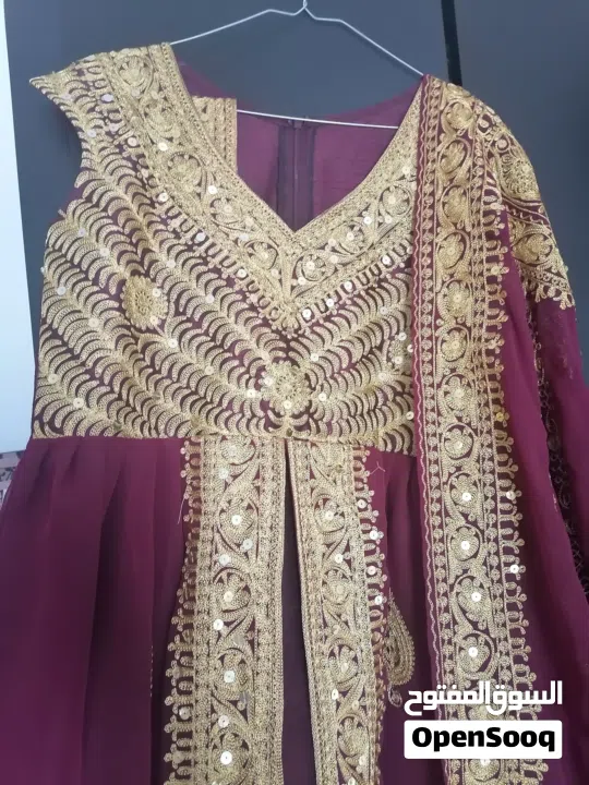 فستان ( ملچة ، جلوة ) مع مشمر للعرايس