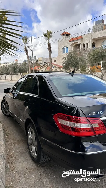 للبيع مرسيدس 2013 وارد توفيق غرغور Mercedes-Benz E200 2013