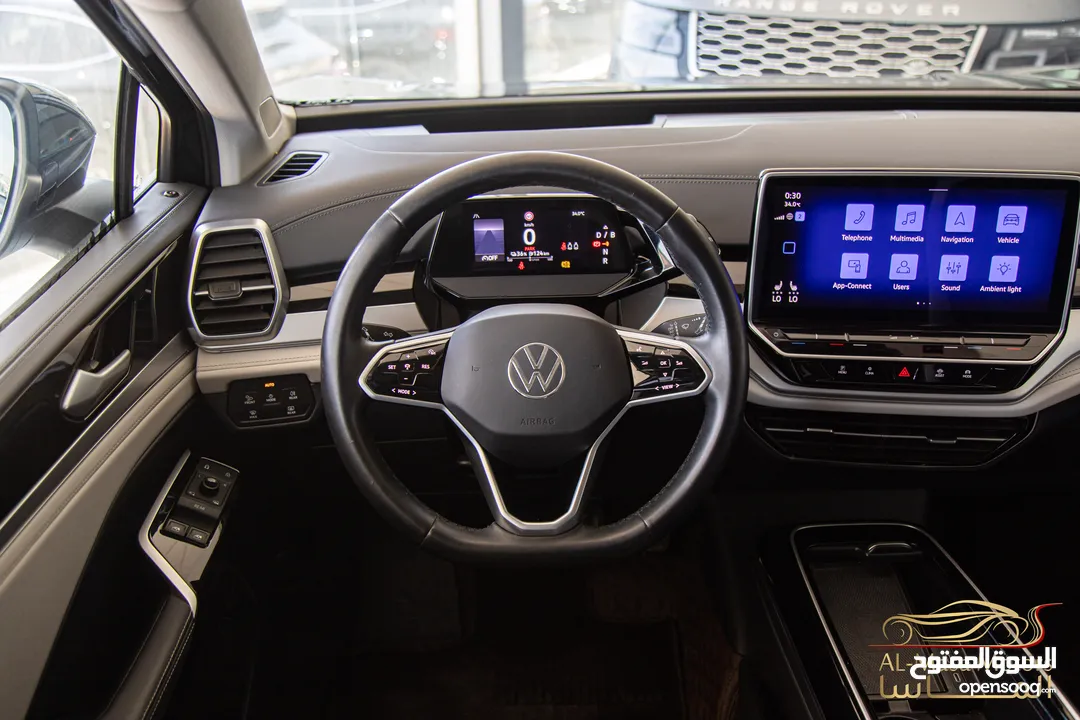 Volkswagen ID6 Crozz Pro 2022  السيارة مميزة جدا و قطعت مسافة 31,000 كيلو متر