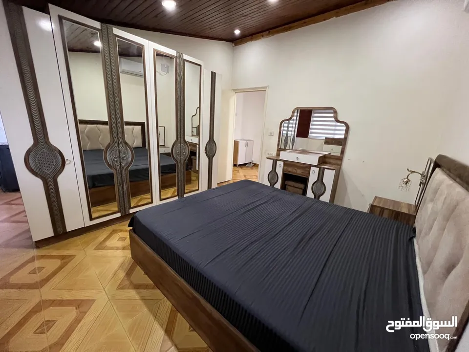 شقه رووف مفروشه للايجار بوادي معالي - Furnished Roof For Rent in Wadi Ma'ali