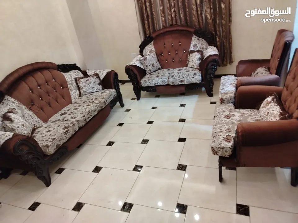 طقم كنب زان مصري بحال الوكالة  استخدام اشهر .