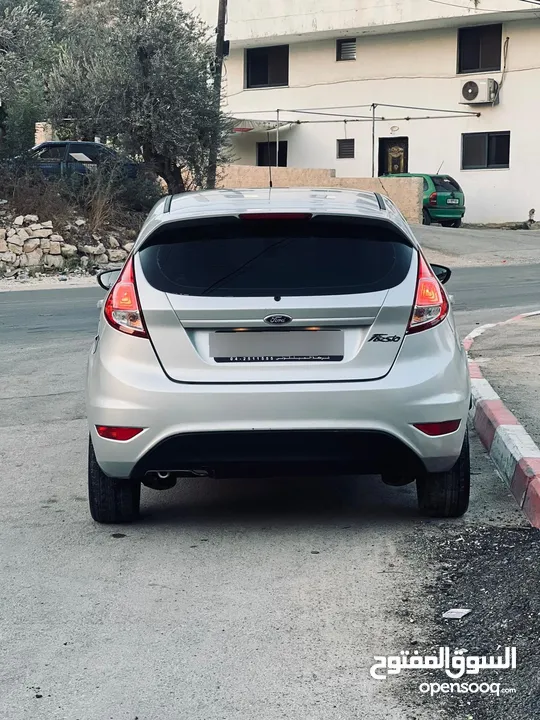 فورد فيستا للبيع 2013