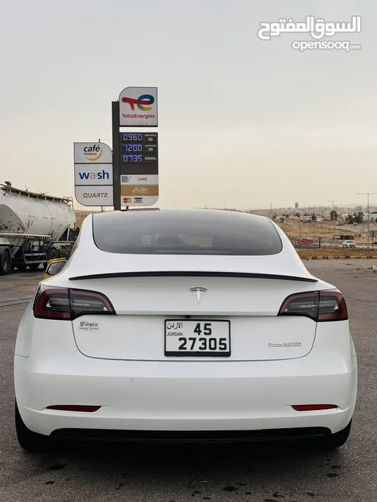 Tesla model 3 performance 2021