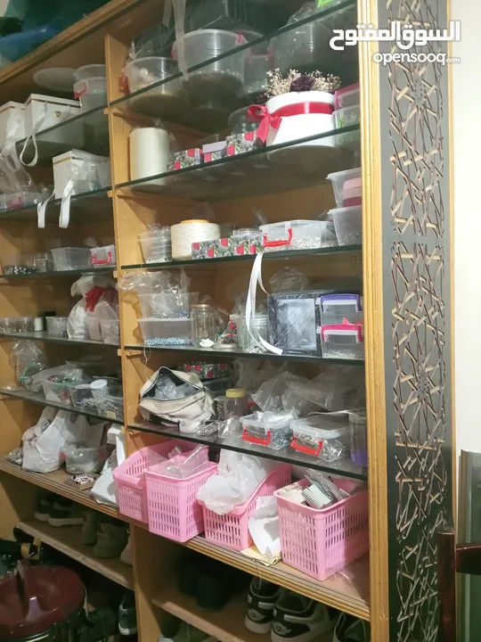 بترينة محلات تفصيل  مع سكريت اجود الانواع