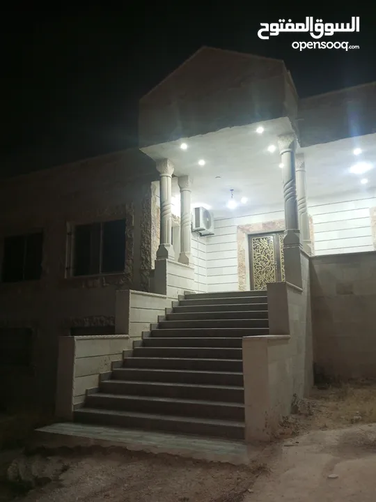 منزل مستقل حديث للايجار مفروش أو بدون فرش بناء