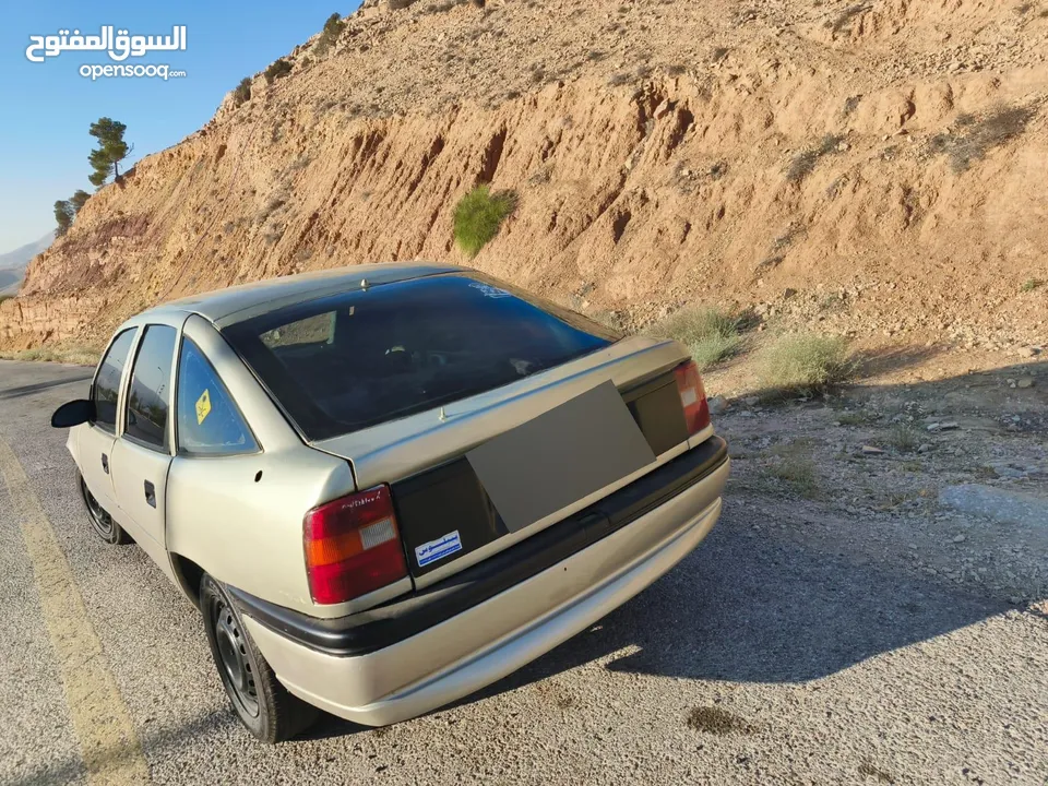 أوبل فكترا موديل ال 90 او قابل للبدل