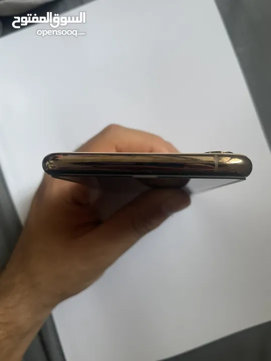 ايفون xs max