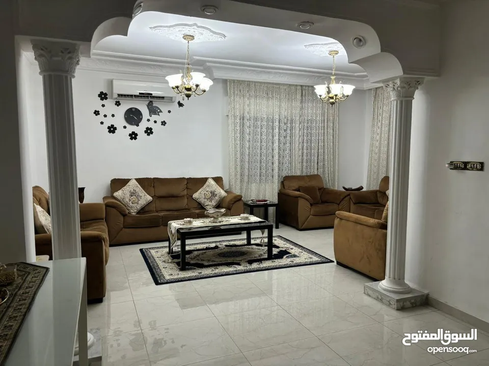عمارة للبيع في البيادر - الدربيات ذات إطلالة
