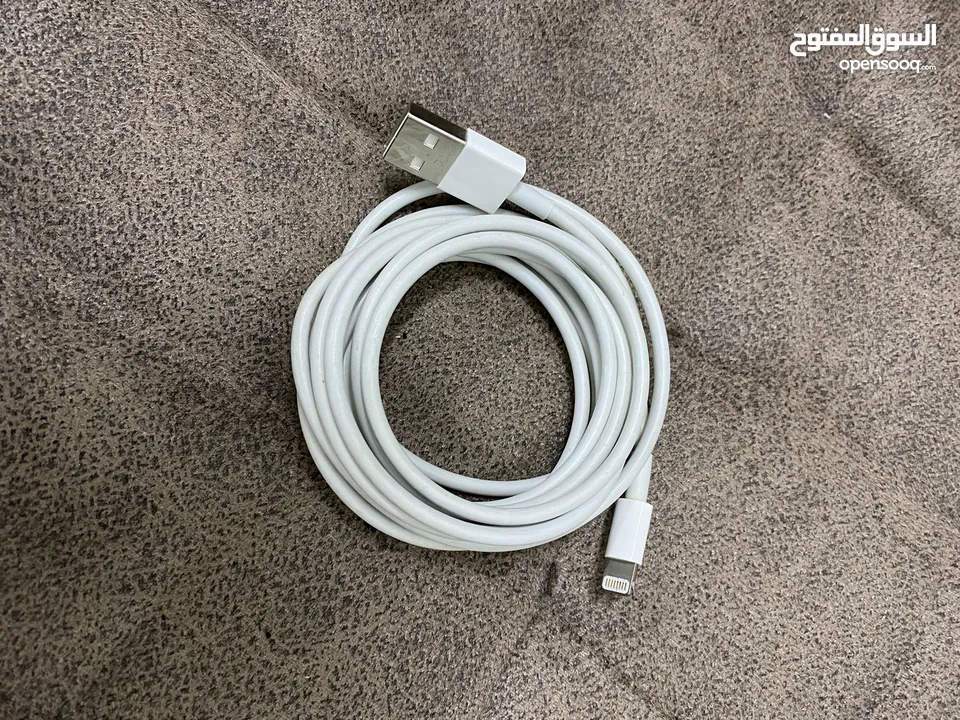 Apple Original Cable 2m + Apple Plug Original - شاحن أبل أصلي