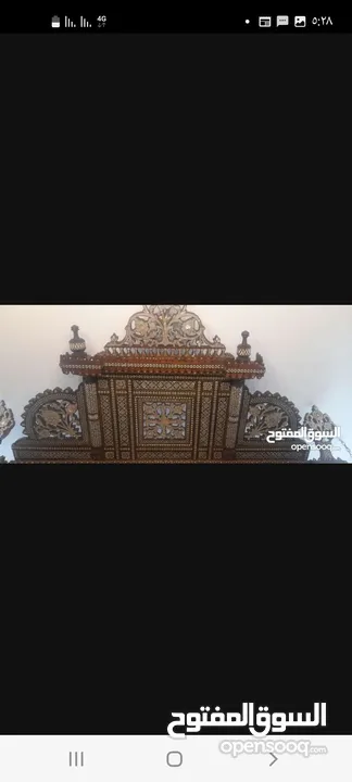 خزانة دمشقيه بحاله ممتازة تحفة فنية من النوادر من الصدف  شغل يدوي قديمة جدا  عمرها اكثر من 130 عام