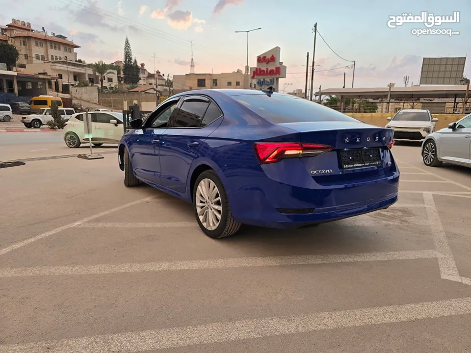 سكودا اوكتافيا ترخيص 2021 محرك 1500 بنزين جير أوتوماتيك  150 حصان