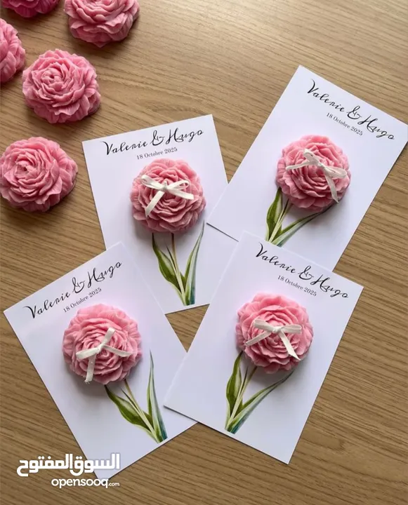 "عرض فاخر – شموع ورود اليدوية، روائح ساحرة وتصميم أنيق!" كل 50 وردة بي 150