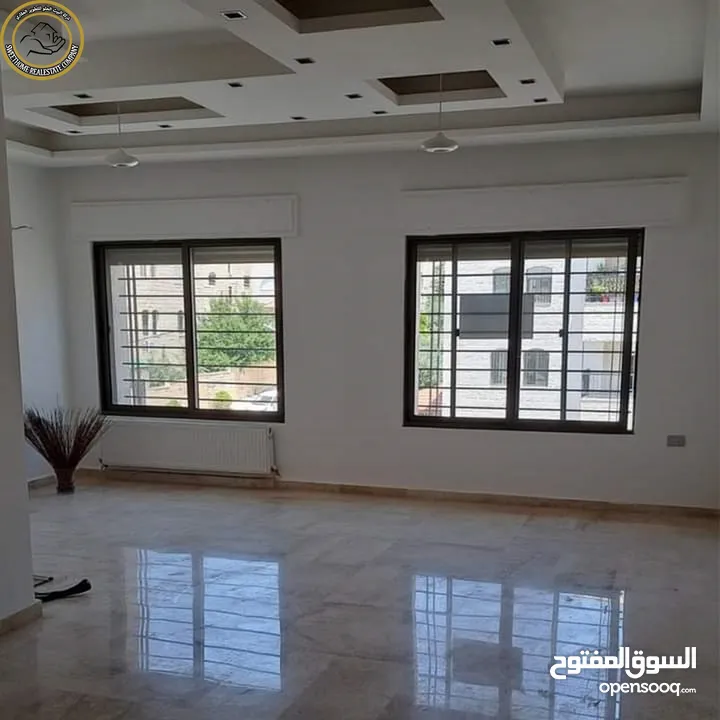 شقة فاخرة للبيع في الكرسي  - خلف إدارة السير طابق ثاني 175م تشطيب سوبر ديلوكس بسعر مغري