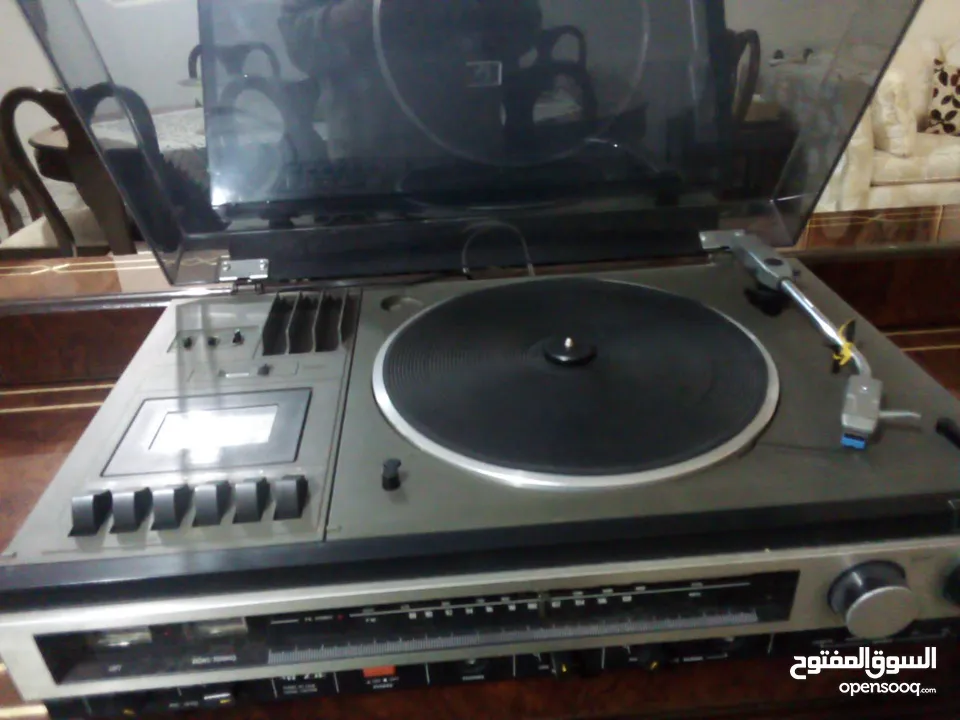 JVC=تحفة بحال الوكاله أصلي من سنة 1974ميلادي ألمهتم اترك رقم هاتفك بالتعليق =السعر نهائي100دينار