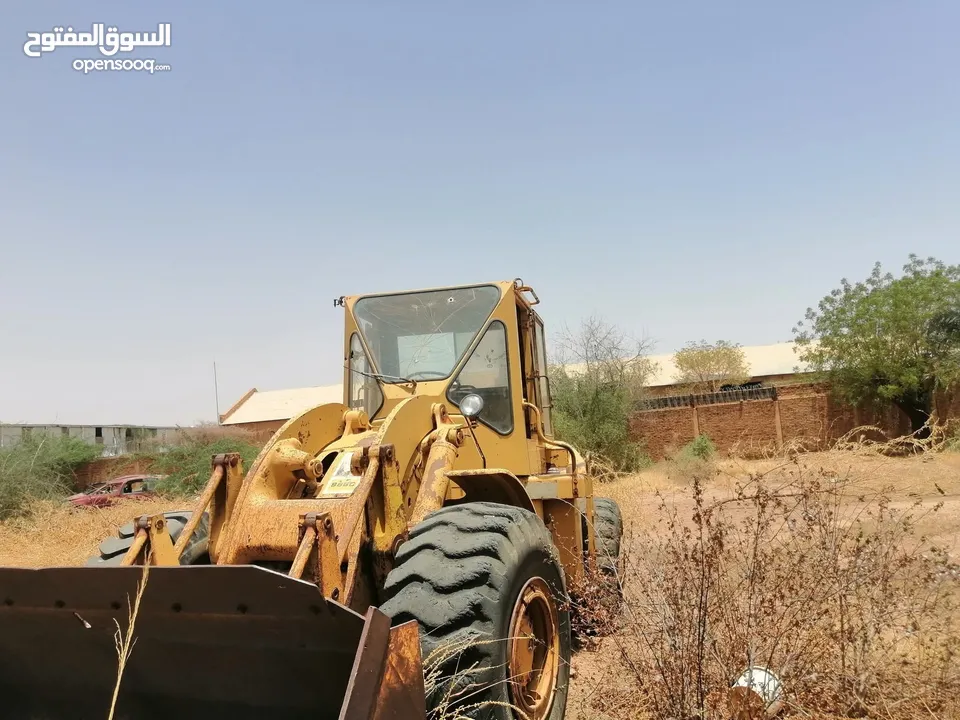 لودر كاتربيلار الأصلي