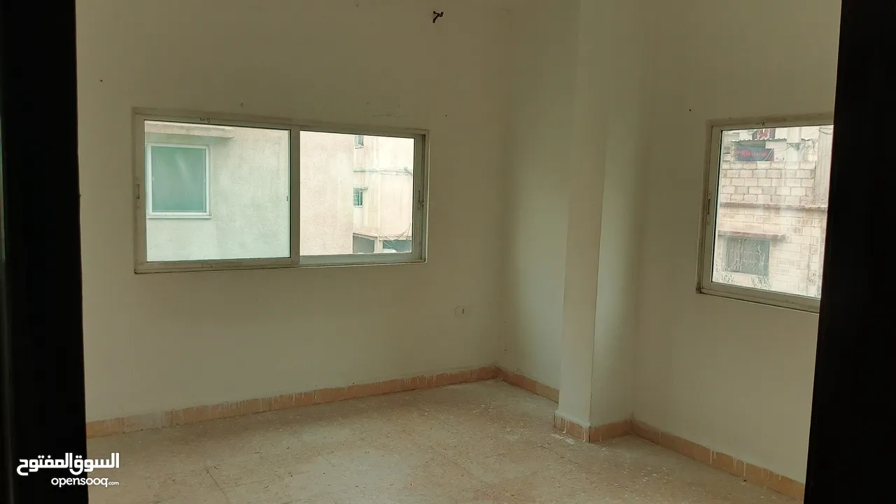 شقه للايجار الزواهرة حي الجبر