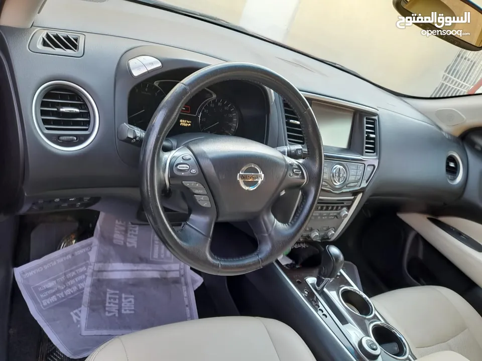 Nissan pathfinder  platinum 2015