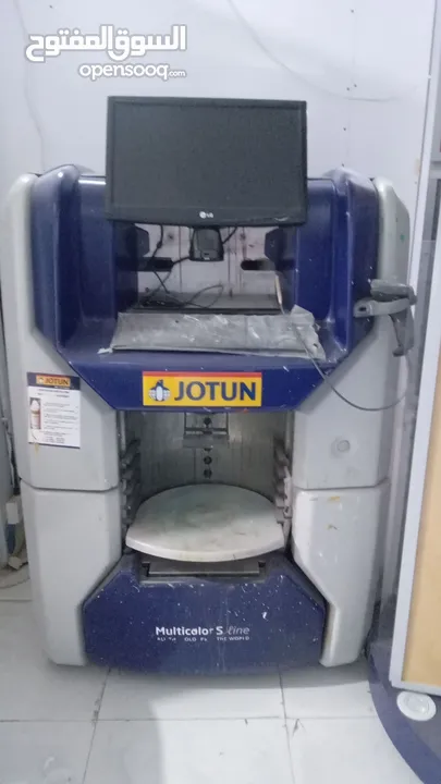 Jotun Tint machine with Color shaker and Display