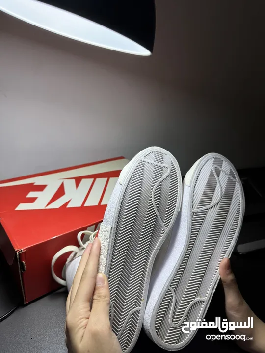 للبيع بوت Nike vans اصلي و جديد