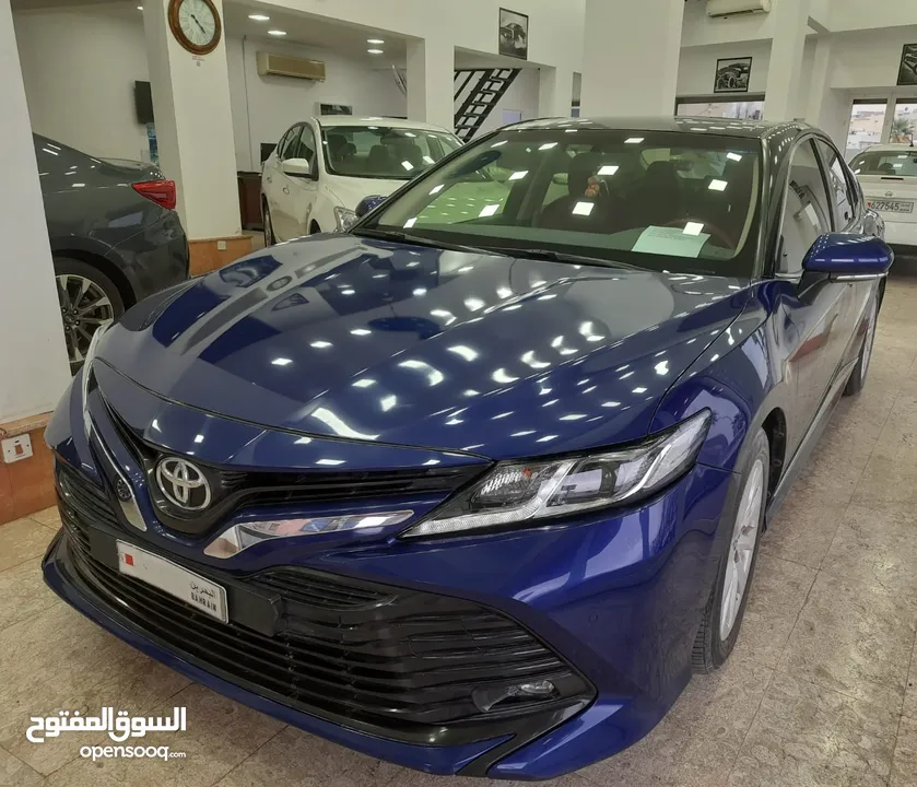 2019 Model-Full option-Low mileage-Single owner- Toyota Camry GLE