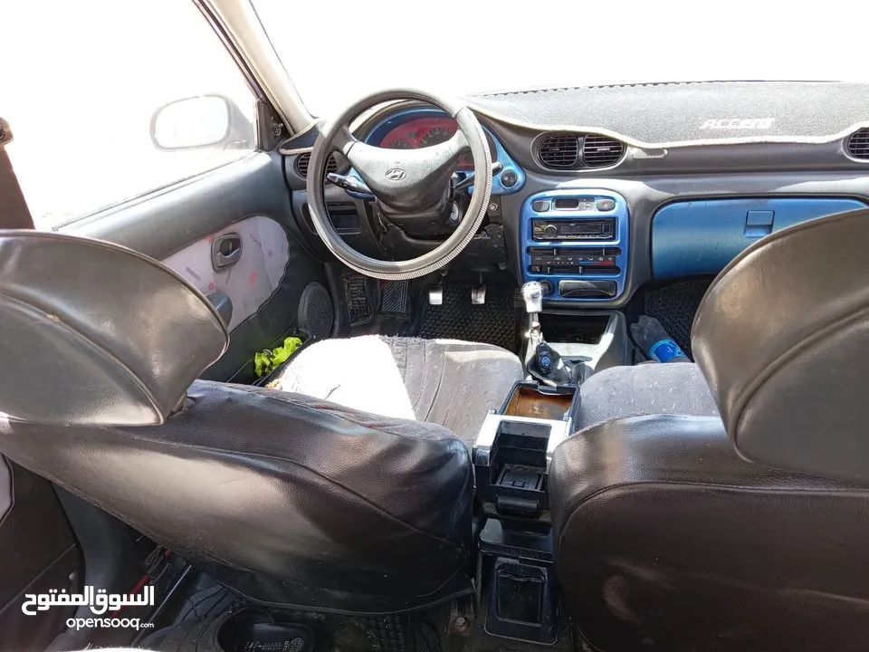 اكسنت 94 للبيع 2000 مرخصة سنه  أبو أصيل
