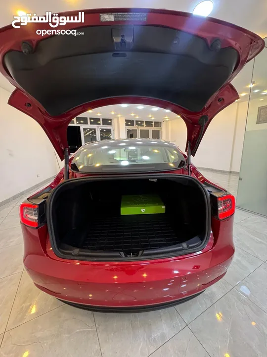 Tesla model 3 standard plus 2021( Auto score B )