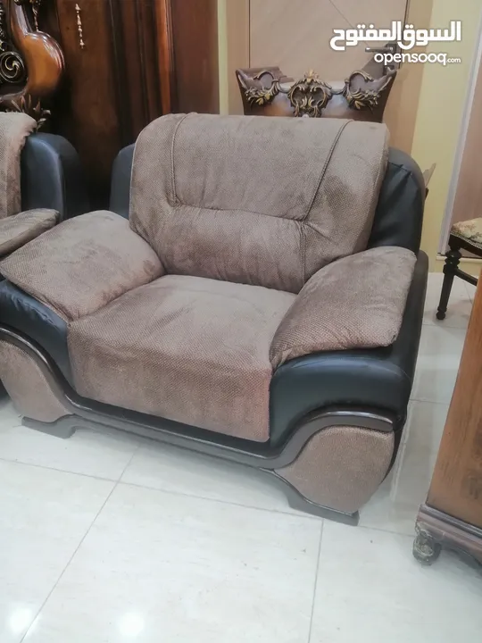 طقم أمريكي رووعه. مودرن