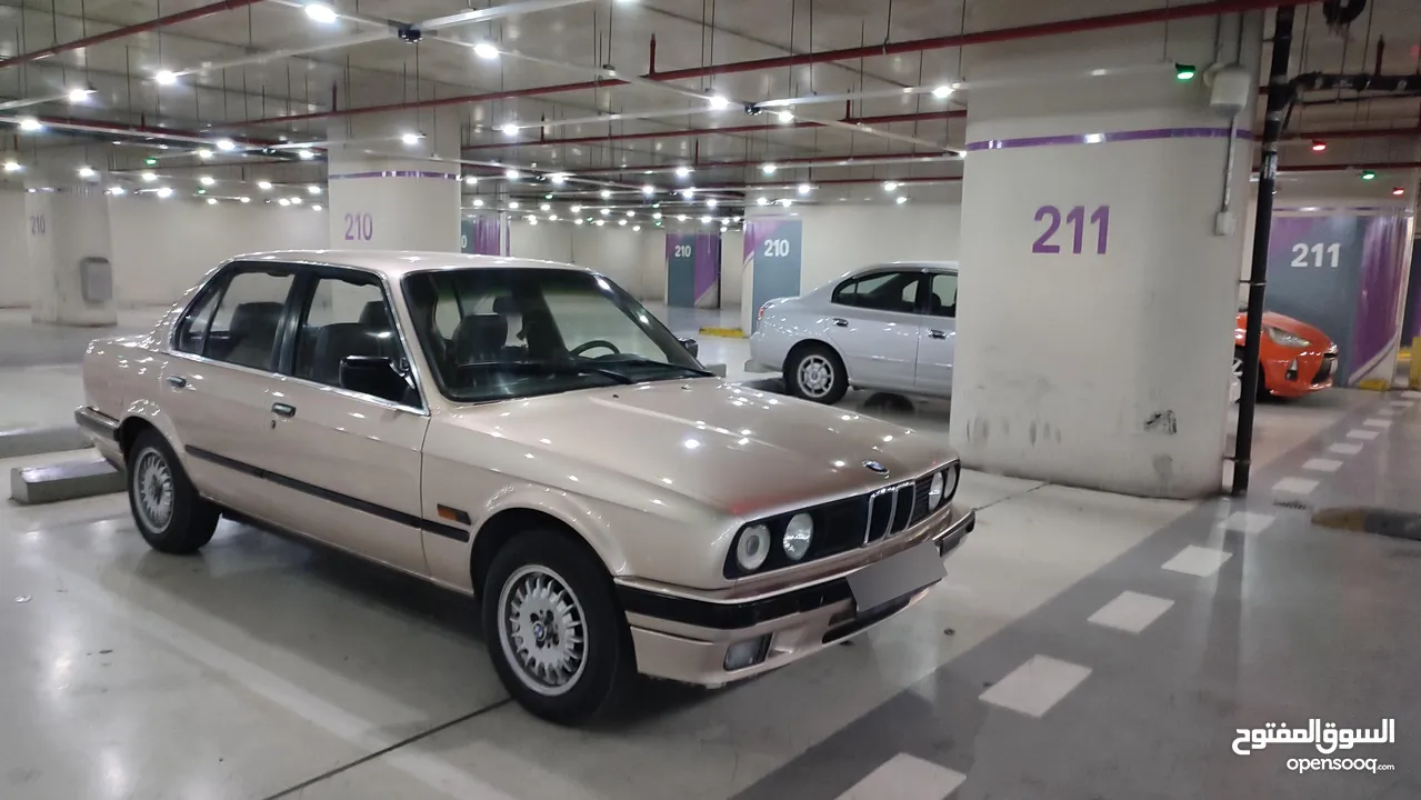 BMW E30 1990/ Automatic بي إم دبليو E30