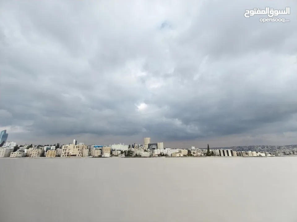 شقة غير مفروشة للإيجار 300م2 ( Property 19257 )-174965400