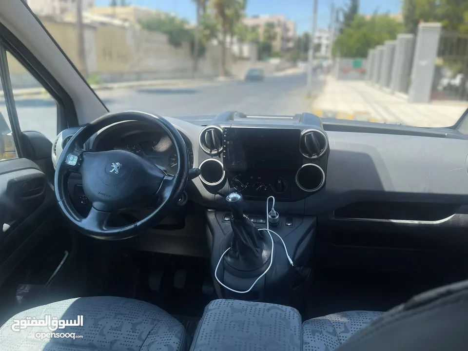 فان بيجو للبيع بارتنر موديل 2015