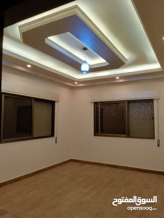 شقة طابقية بمواصفات مميزة للايجار في البنيات من المالك مباشره يرجى عدم تدخل وسطاء او مكاتب عقارية
