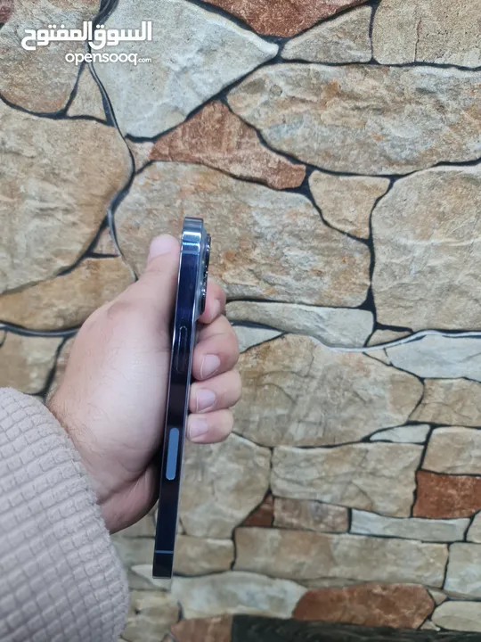iPhone 13 pro 256 بحالة ممتازة بسعر مميز