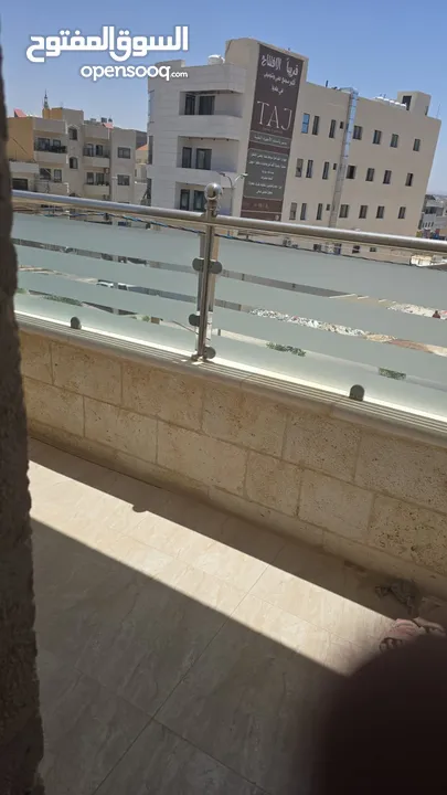 شقه للبيع حنينا طابق ثاني بسعر حرق