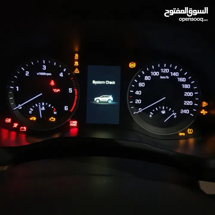 هونداي توسان مواصفات 2023 فل الفل كامل الإضافات مسكر مع فتحة بنورما