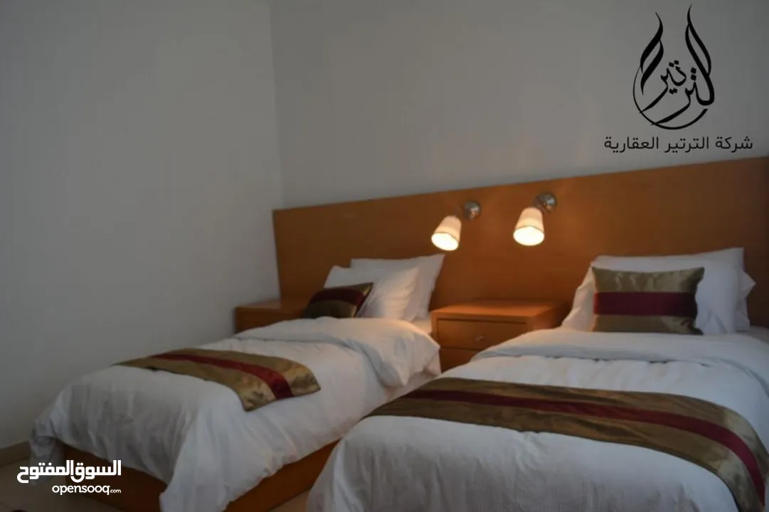 شقة مفروشة 120م فاخرة للايجار طابق ثالث في ارقى واجمل مناطق عمان بين فنادق 5 نجوم