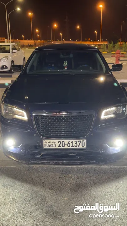 للبيع كرايسلر 300c 2012 v8