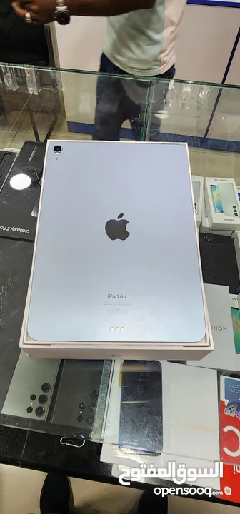 iPad Air 11-inch (m2)بحالة الجديد بسعر مميز