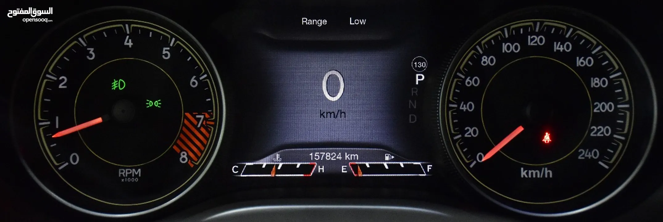 Jeep Cherokee TrailHawk ( 2014 Model ) in Grey Color GCC Specs