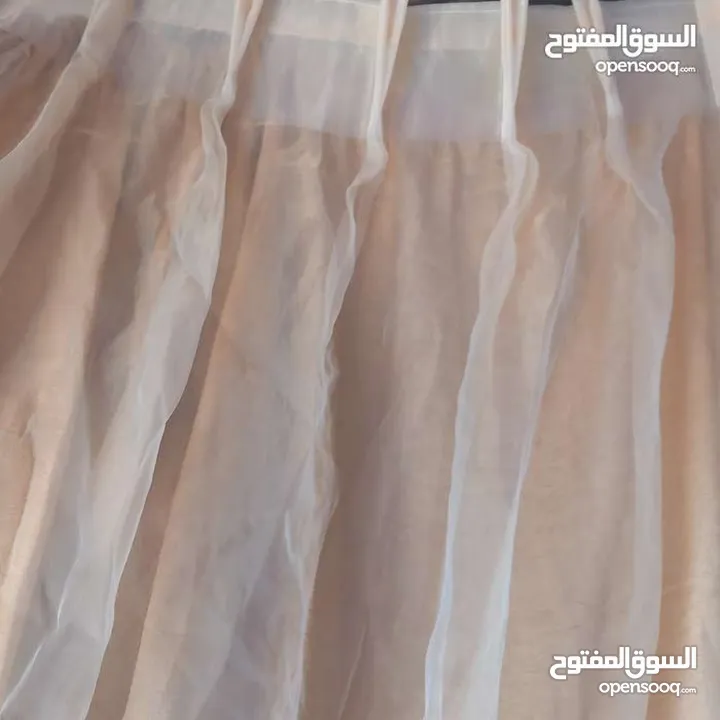 برداي لون ذهبي تفصيل استعمال قليل