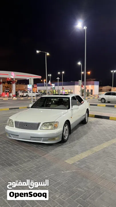 لكزس 400 للبيع